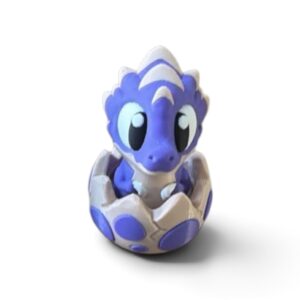 Kliker - ​🪺 Urocza figurka 3D – Wykluwający się Fioletowy Smoczek w Jajku (Baby Hatchling)